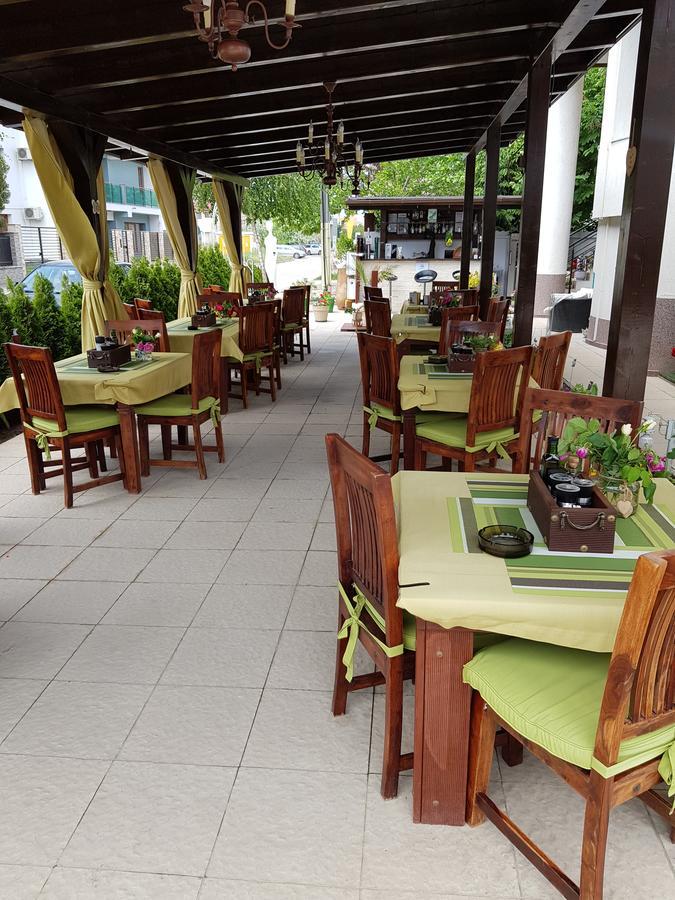 Boutique Vila White Duchess Năvodari Eksteriør bilde